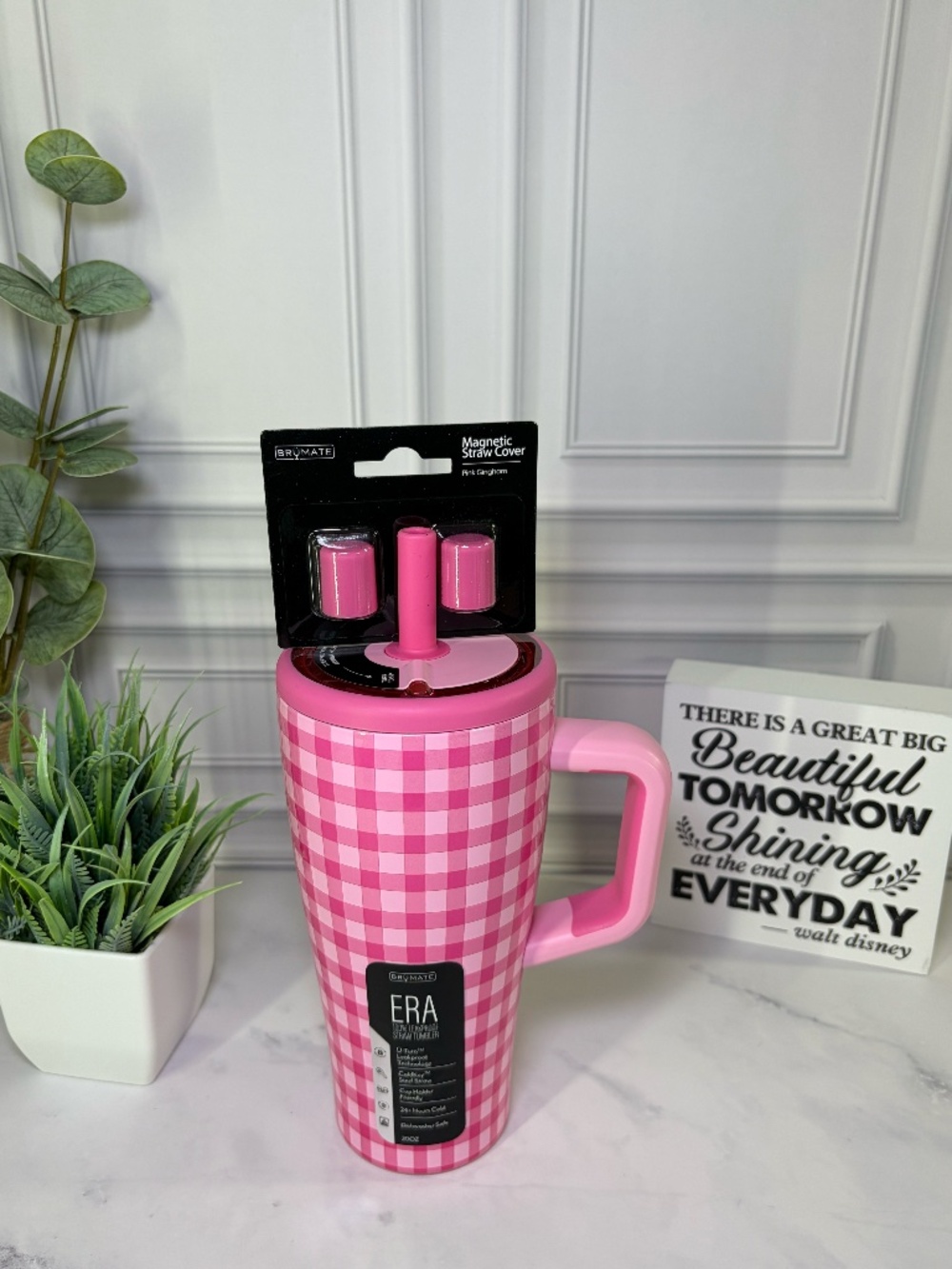 Brumate Pink Gingham Era 20oz BNWT + Pink Gingham Straw Covers
